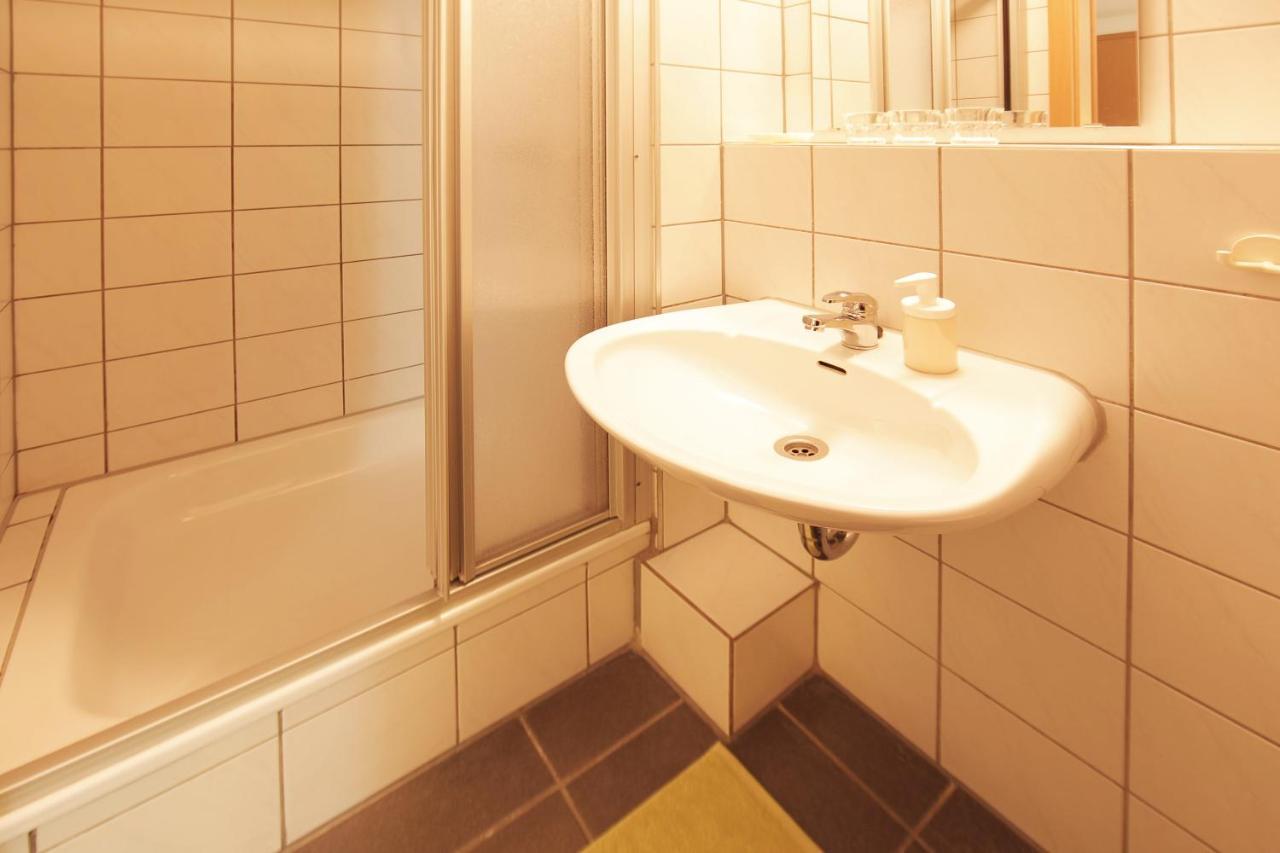 Bp24 Hotel Aachen Eksteriør bilde